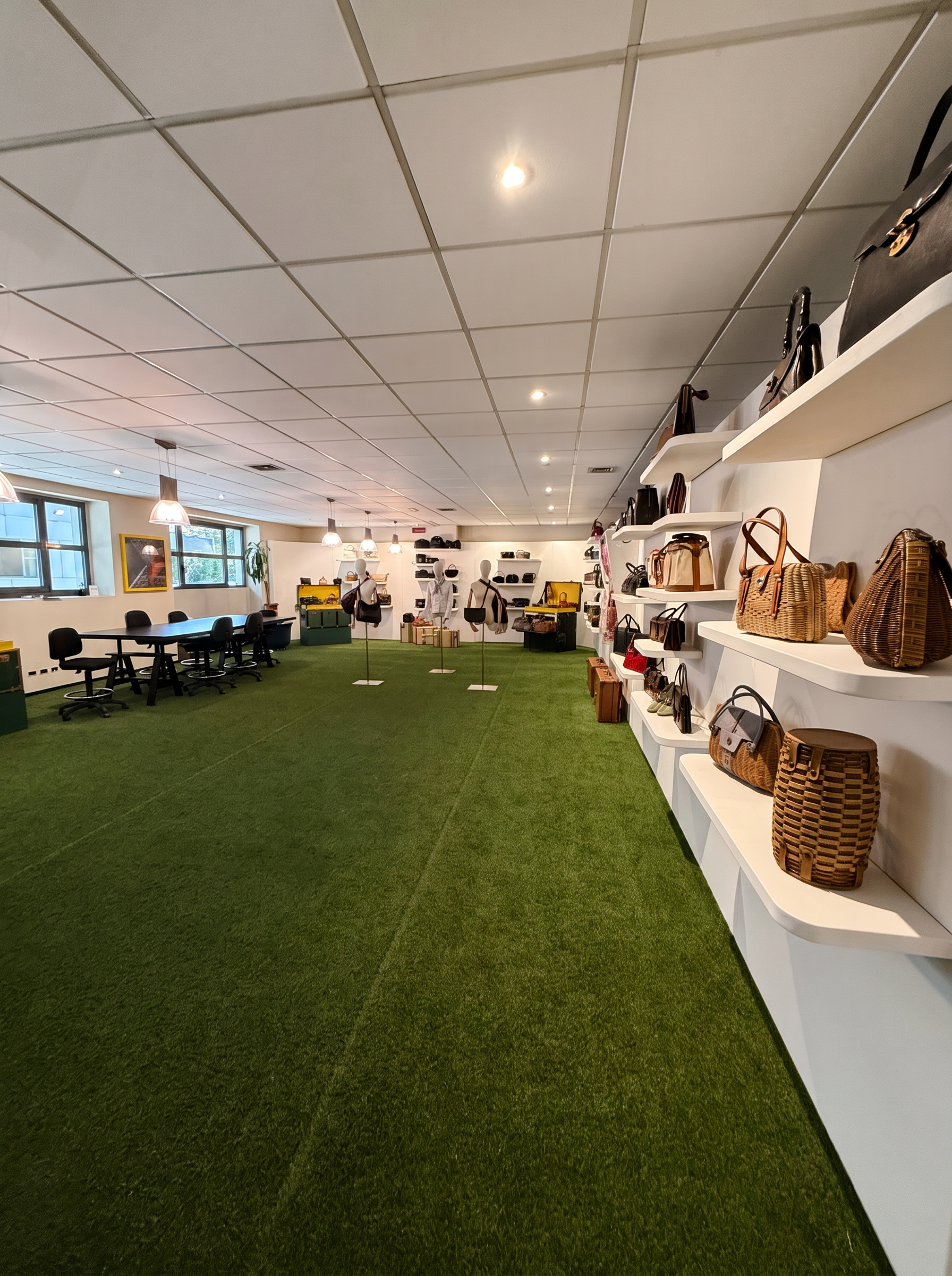 Showroom AMA Milano in Via Tortona