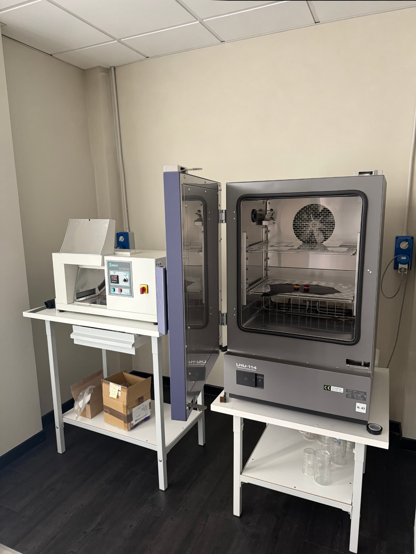 Camera climatica LHU-114 per prove di invecchiamento dei materiali